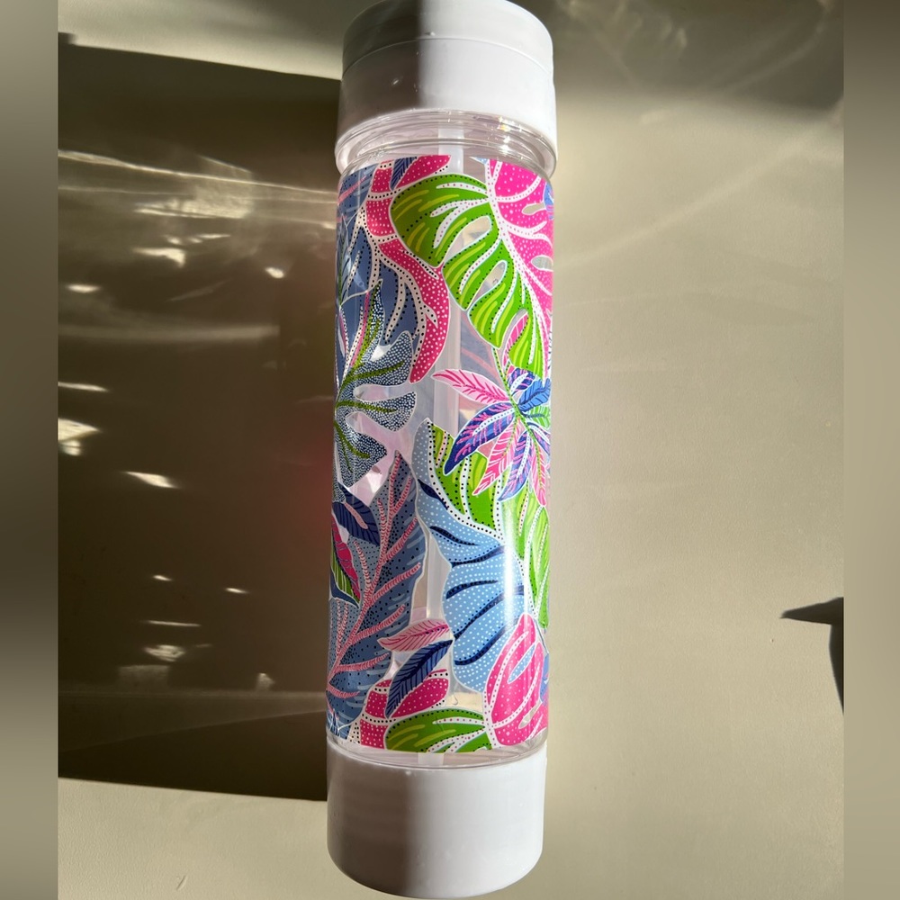 Lilly Pulitzer 24 oz water bottle Beleaf in yourself